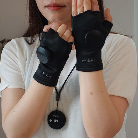 Stand,Massager,Essential,Handheld,Is,Mounted,On,A,Mobile,Caster